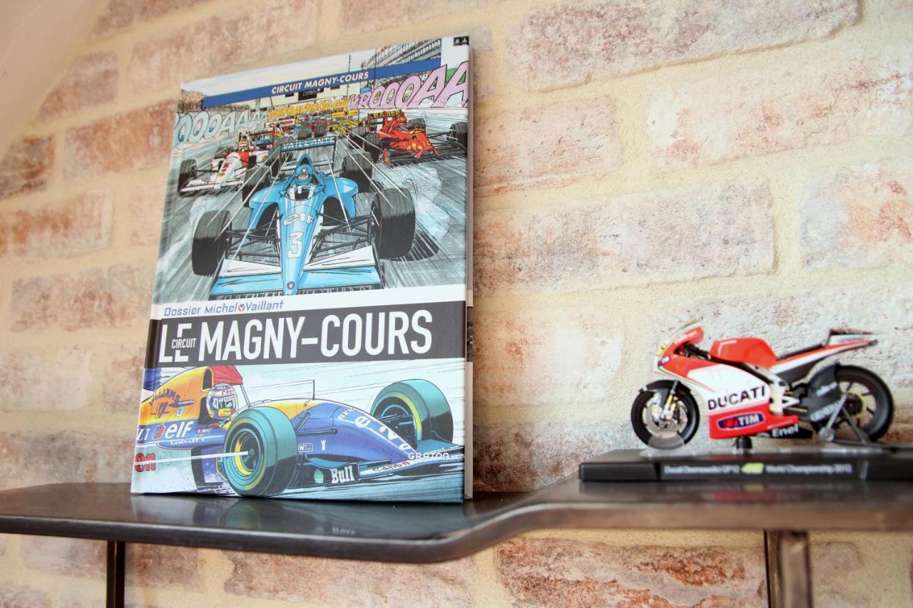 Le Circuit - Tout Simplement: Confort! Cosne-sur-Loire Εξωτερικό φωτογραφία